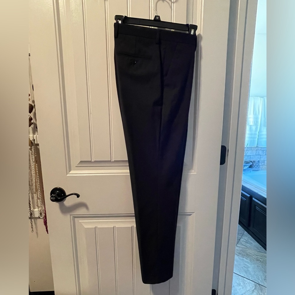 Men’s EXPRESS Modern Tech Flat Front Slim Fit Dress Pants Black 30x32